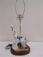 Decorative mother and baby carriage lamp