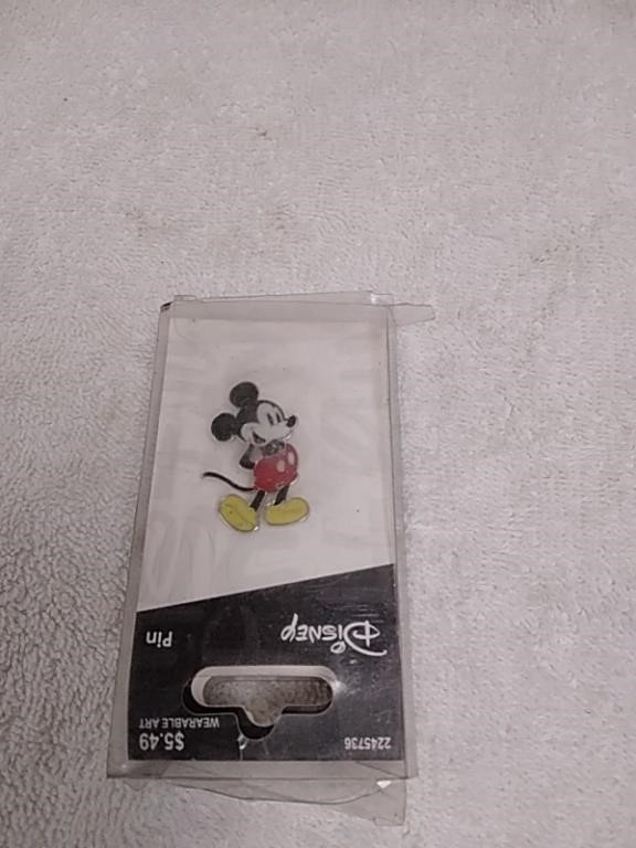 Disney Mickey Mouse pin
