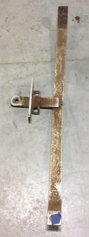 Metal hitch/stabalizer