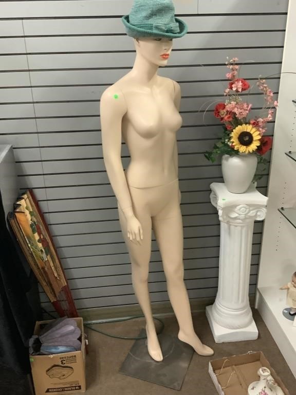 Mannequin. Full female form on metal stand. 6ft