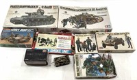 Vintage Army Model Kits & Toys