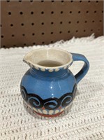 Vtg mini Handarbeit pottery Creamer