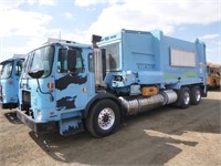 2013 Autocar Xpeditor T/A Garbage Truck