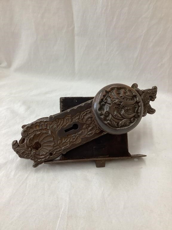 Ornate Cast Iron Door Knob & Plate, 8”T