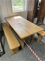 6' Wooden Picnic Table With Benches