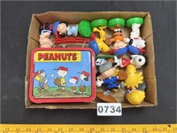 Peanuts Figures & Small Lunch Box