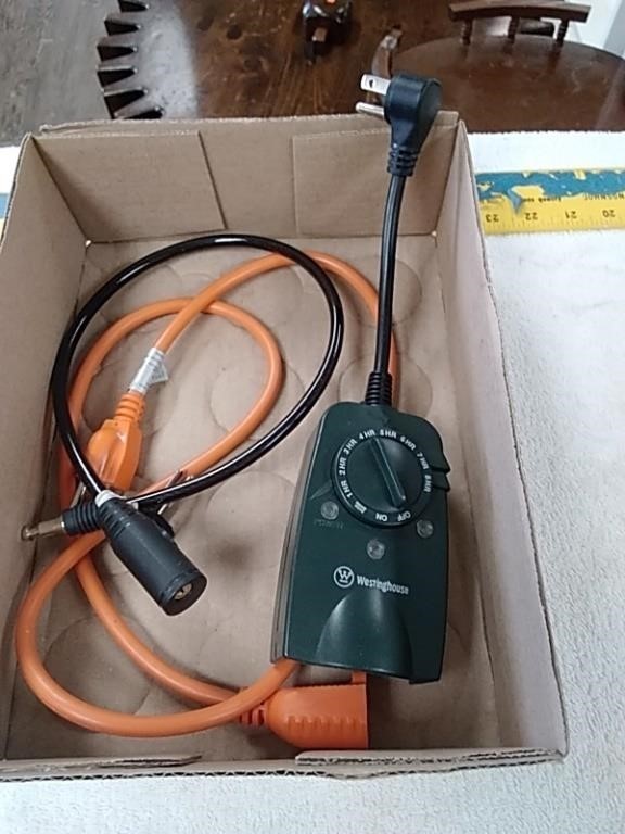 Short extension cord and timer