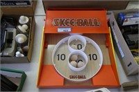 Skee-ball game