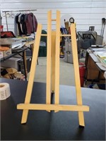 Wooden easel 15 in