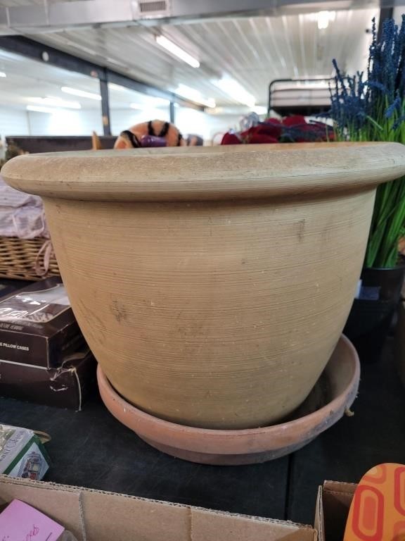 Large plastic flower pot