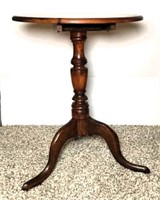 Early American Antique Cherry Tilt Top Table