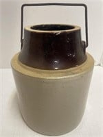 Vintage two-tone crock with handle. No lid.