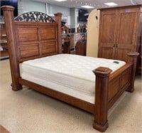 Queen Size Wood & Metal Bed Frame & Mattress