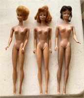 3 vintage Barbie dolls