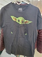 Star Wars t-shirt size medium