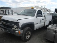 2002 Chevrolet 2500 utility bed 77