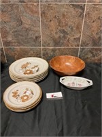 Baroque stoneware plates