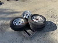 Lot- Nissan 5 Lug Rims w/ Tires - 14" & 15"