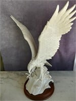Druican Flying Eagle Figurine