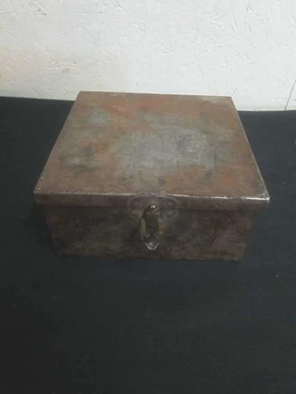 Vintage Union Pacific Railroad metal box 7X 7x