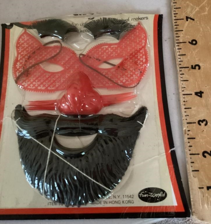 NEW Fun World costume mask