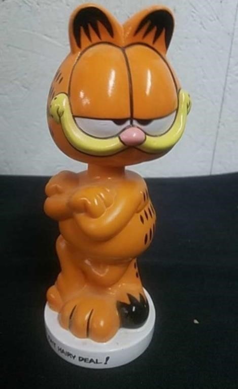 Vintage Garfield 7.5-in bobblehead figure