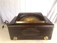 1951 Philco Tube AM Radio Model 51-930