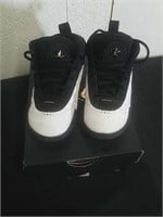 Size 8C Jumpman shoes for toddlers