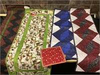 Quilted runners and pot holders