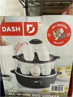 DASH 17 piece all in one egg cooker with 20+