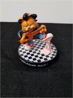 Cute Garfield bubble gum Rock figurine dated 1978