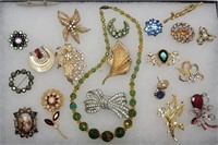 (21 pc) Costume Jewelry: Brooches, Necklace & ...
