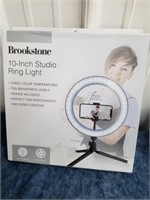 New Brookstone 10-in Studio ring light