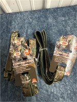 3 New 4ft -up tp 75 lbs Camo Dog Leashes