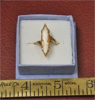 10k gold Cameo ring, 3.3g  size5.5