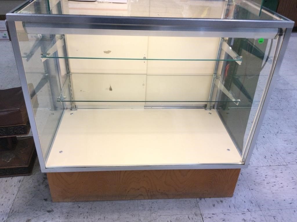 Glass front display case 36x36x20