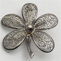 830 Silver Flower Pin