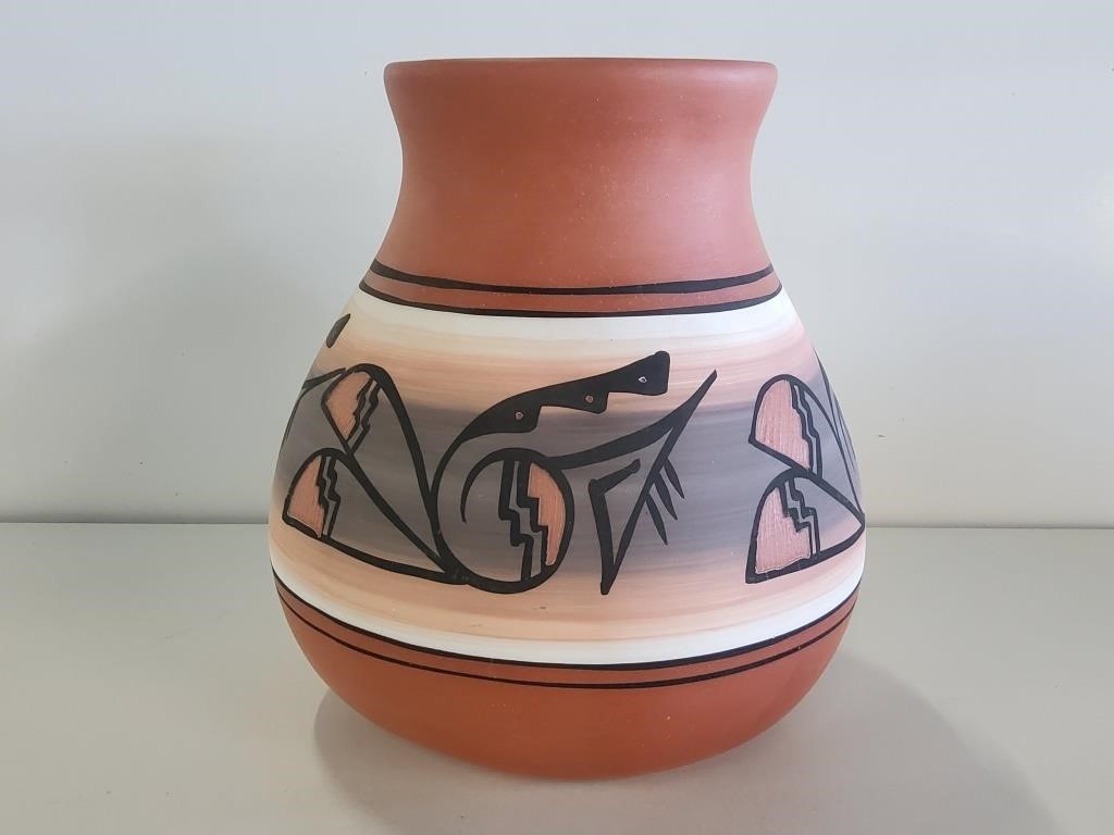 Native American Vase Signed Laughing Dihe