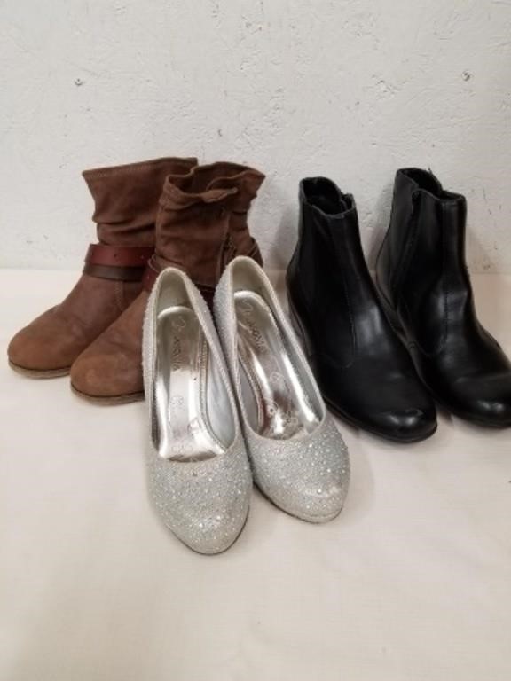 Three pairs of women's shoes size 5.5 Hush