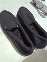 Everfoams® Size 7 House Slippers