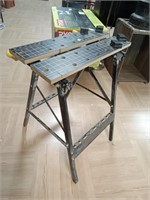>Foldable clamping work bench