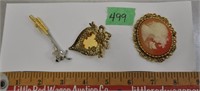 3 vintage brooches, see pics
