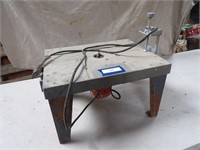 Router Mounted on Table