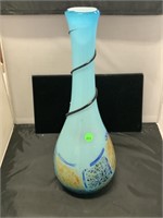 Art glass vase. 18x7