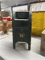 US mail coin bank