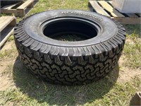 BF Goodrich All- Terrain T/A LT285/70R17