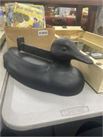 Boot scraper duck