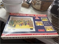 magnetic play theatre