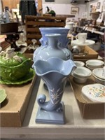 3 blue vases