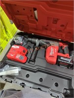 Milwaukee 1-9/16" SDS max rotary hammer kit